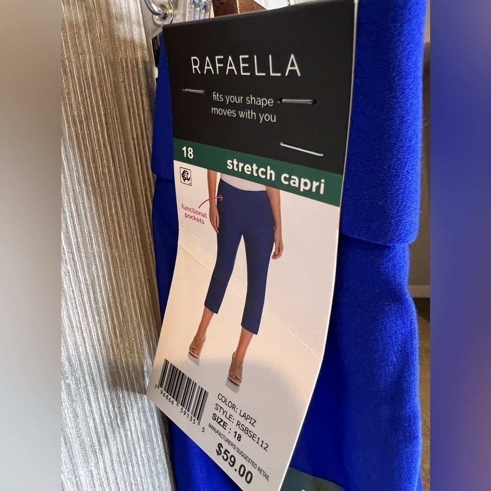 D13.20 NWT Rafaella Lapiz Stretch Capri 18 - Picture 1 of 6